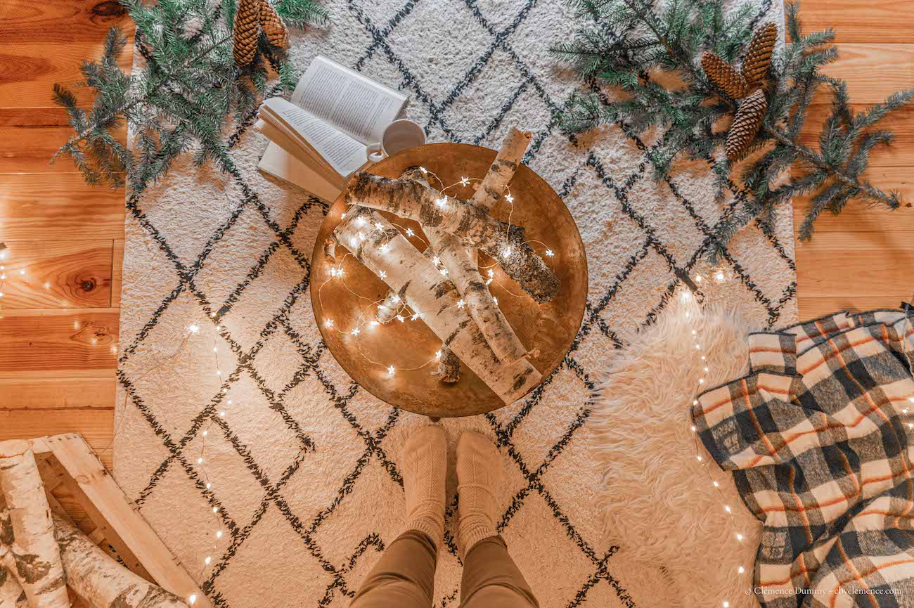 DIY déco : un faux feu de bois dans un brasero - C by Clemence